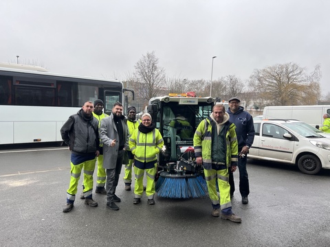 Livraison d'une balayeuse 100% électrique Boschung S2.0 à la Ville de Tremblay-en-France