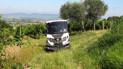 ATX 340, véhicule électrique tout terrain - Urbaca